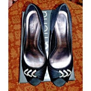 Ladies Glamorous Formal Black high heels Diamond Crystals Pacomena US 7.5 EU 38